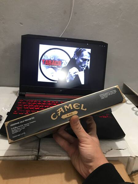 Camel Premium Black